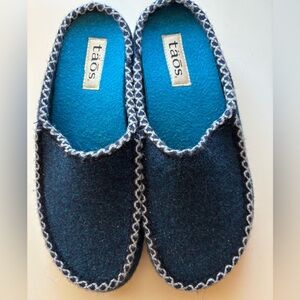 Taos Woolma Slip-On Clogs/Slippers - royal blue